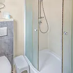 بيت للعطل 2 Bedroom Amazing In *