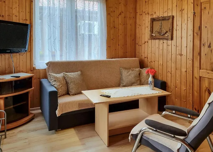 2 Bedroom Amazing In Дом отдыха Вице